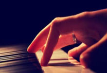 哥伦比亚国脚父母被绑，哥总统佩特罗发帖帮找环球时报.